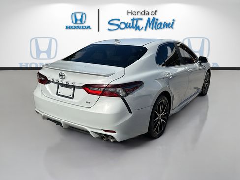 Used 2022 Toyota Camry SE w/ Convenience Package image 7