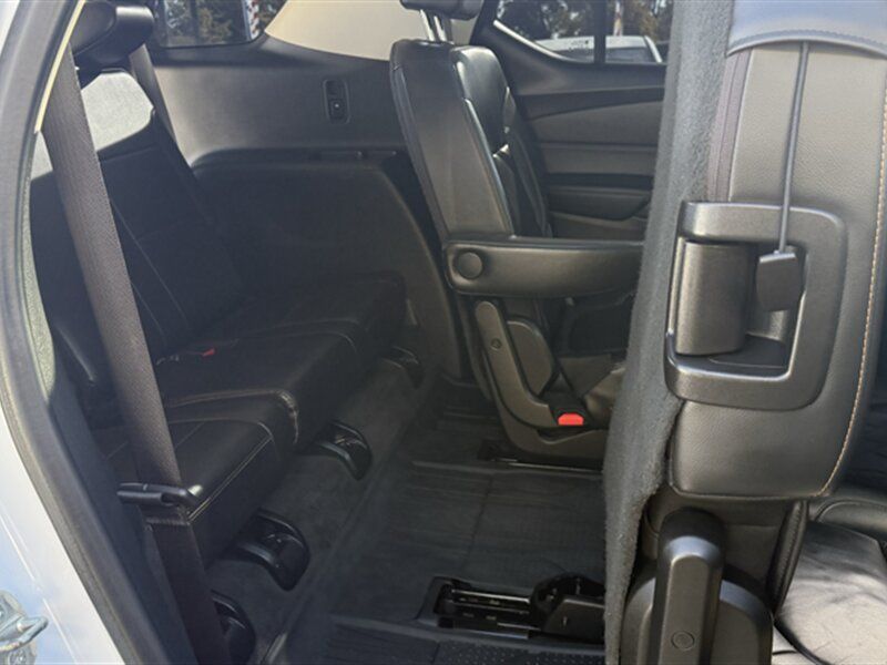 Used 2020 Chevrolet Traverse RS w/ LPO, Floor Liner Package AWD/4WD image 28