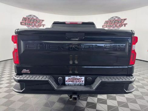 Used 2021 Chevrolet Silverado 1500 RST w/ Bed Protection Package AWD/4WD image 6