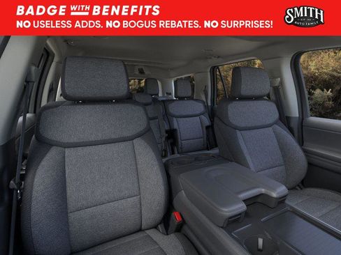 New 2026 Ford Expedition Active image 11