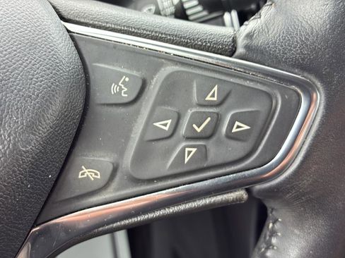 Used 2021 Chevrolet Equinox LT FWD image 37