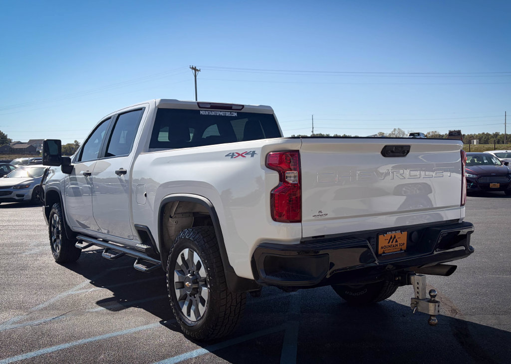 Used 2023 Chevrolet Silverado 2500 Custom w/ Custom Value Package AWD/4WD image 26