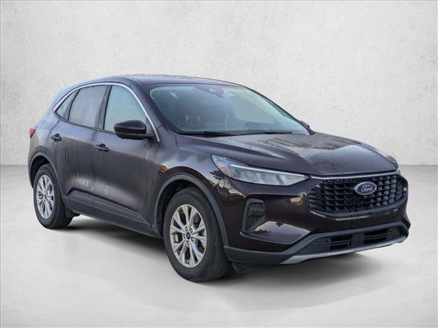 Certified 2023 Ford Escape Active w/ Tech Pack #2 FWD image 3