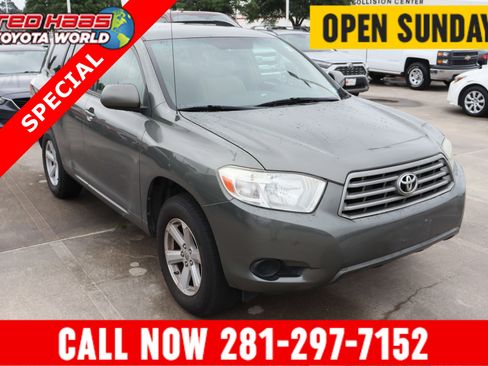 Used 2010 Toyota Highlander 2WD image 1