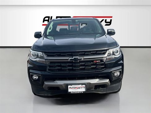 Used 2021 Chevrolet Colorado Z71 image 2