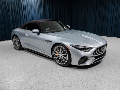 New 2026 Mercedes-Benz SL 63 AMG S e Performance 4MATIC image 5