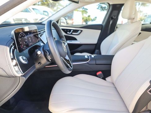 Certified 2025 Mercedes-Benz E 350 4MATIC Sedan image 18