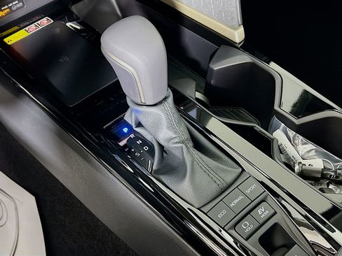 New 2026 Toyota Camry XLE image 15