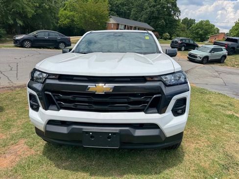 Used 2024 Chevrolet Colorado LT w/ LT Convenience Package RWD image 10