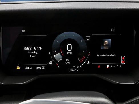 Used 2025 GMC Acadia Elevation AWD/4WD image 29