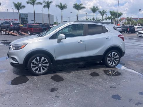 Used 2018 Buick Encore Essence AWD/4WD image 1