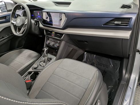 Used 2022 Volkswagen Taos SE image 28