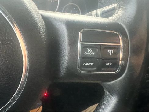 Used 2017 Jeep Wrangler 75th Anniversary image 23