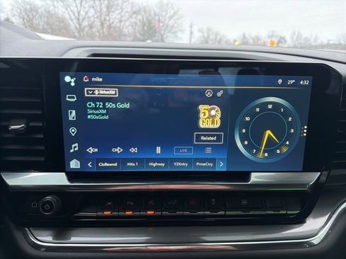 Certified 2023 Chevrolet Silverado 1500 High Country w/ Technology Package image 29