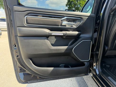 Used 2021 RAM 1500 Laramie AWD/4WD image 10