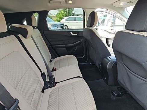 Used 2021 Ford Escape SE image 36
