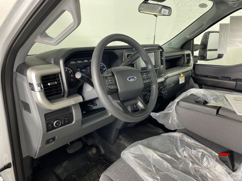 New 2026 Ford F350 XL w/ XL Chrome Package image 2