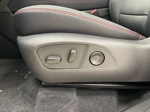 New 2026 Chevrolet Traverse RS AWD/4WD image 10
