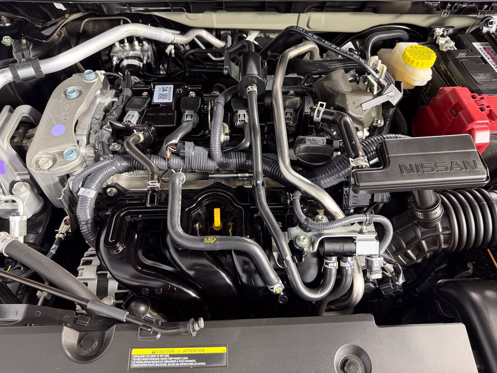Used 2025 Nissan Sentra SR FWD image 21