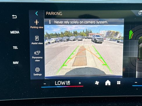 Used 2025 BMW X1 xDrive28i w/ Convenience Package image 24