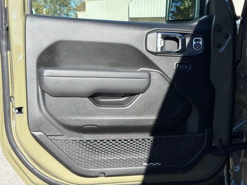 New 2026 Jeep Wrangler Sport AWD/4WD image 34