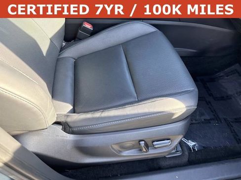 Used 2025 Toyota Crown Signia image 10