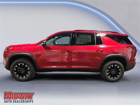 New 2026 Chevrolet Traverse Z71 w/ Enhanced Driving Package image 2