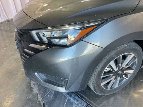 Used 2025 Nissan Versa SV image 13