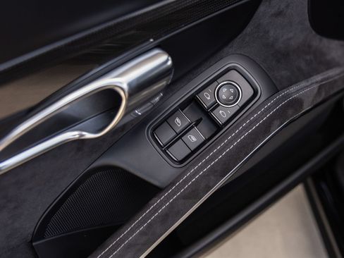 Certified 2018 Porsche 911 GT3 RWD image 27
