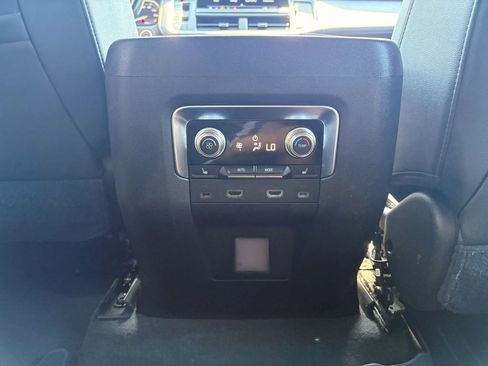Used 2021 GMC Yukon AT4 w/ Rear Media and Nav Package AWD/4WD image 29