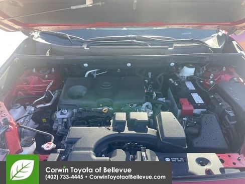 Used 2025 Toyota RAV4 XLE image 27