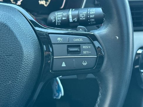 Used 2024 Honda Pilot Touring image 28