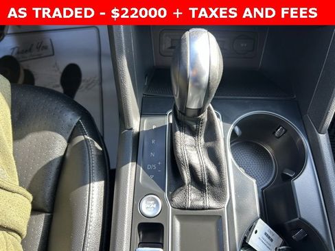 Used 2020 Volkswagen Atlas Cross Sport SE w/ Panoramic Sunroof Package image 26