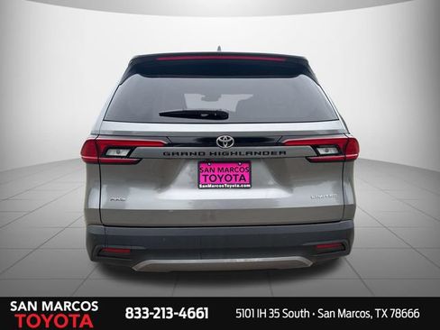 New 2026 Toyota Grand Highlander AWD image 4