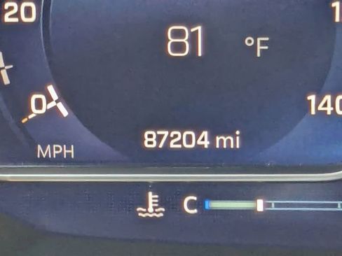 Used 2022 Chevrolet Tahoe LT image 28