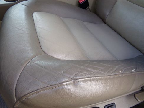 Used 2004 Ford Explorer Sport Trac 4x4 image 22