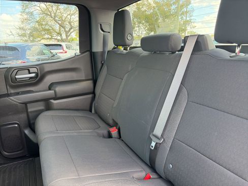 Used 2021 Chevrolet Silverado 1500 LT image 9
