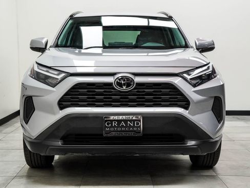 Used 2024 Toyota RAV4 XLE image 4