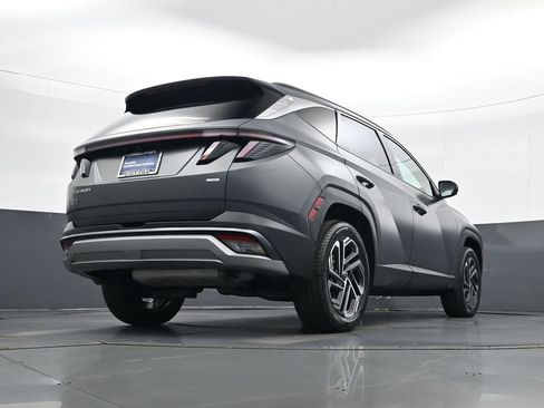 Certified 2025 Hyundai Tucson Limited image 25