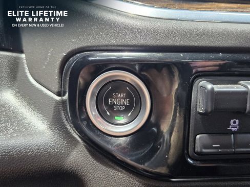 Used 2024 GMC Sierra 3500 SLE w/ SLE Value Package AWD/4WD image 21