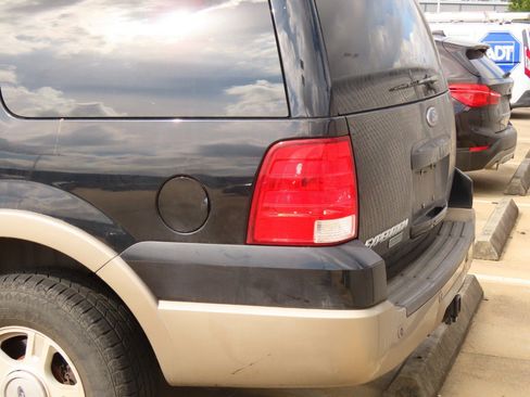 Used 2004 Ford Expedition Eddie Bauer image 12