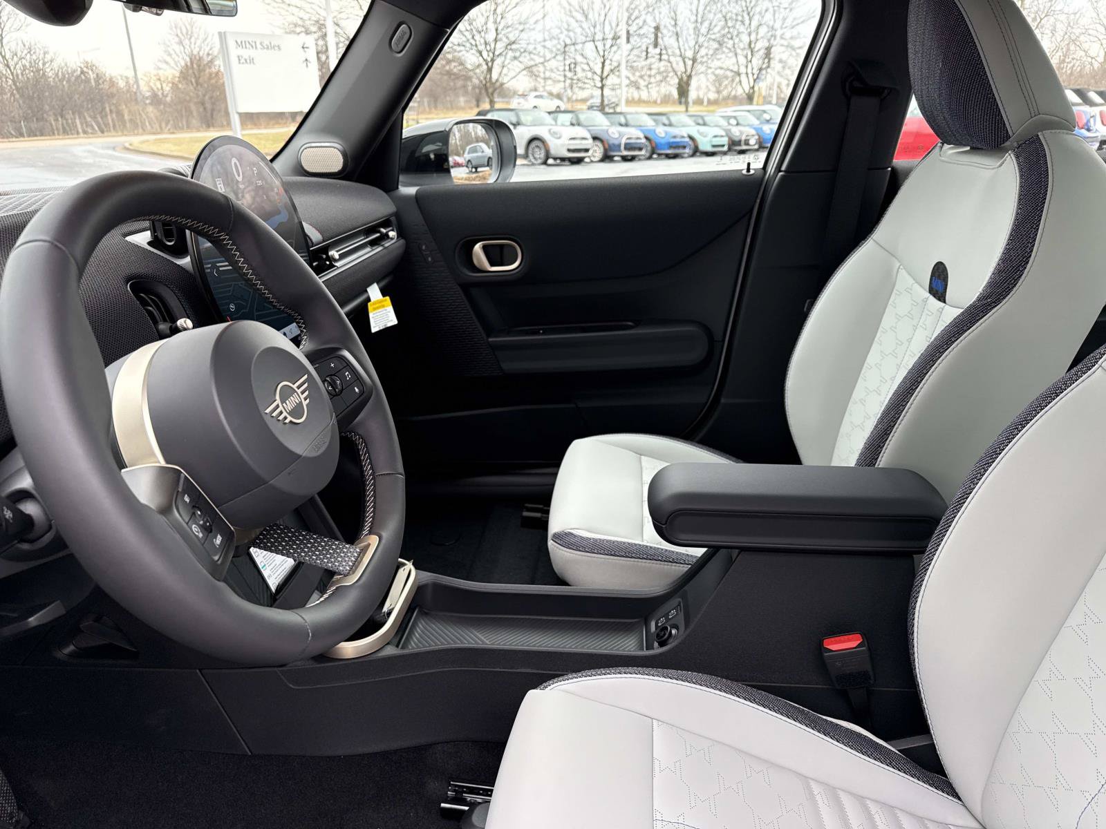 New 2026 MINI Cooper 4-Door Hardtop FWD image 24