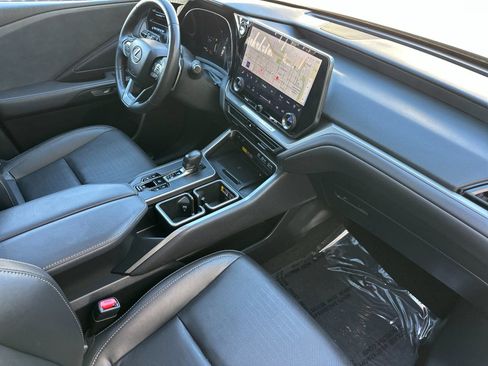 Used 2024 Lexus TX 350 AWD image 19