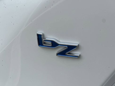Used 2026 Toyota bZ AWD/4WD image 18