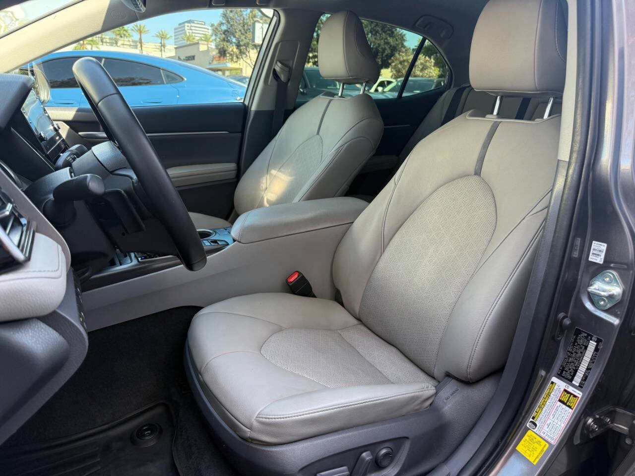 Used 2021 Toyota Camry XSE FWD image 27