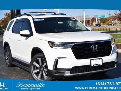 Used 2025 Honda Pilot Elite