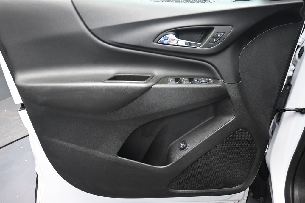 Used 2024 Chevrolet Equinox LT AWD/4WD image 22