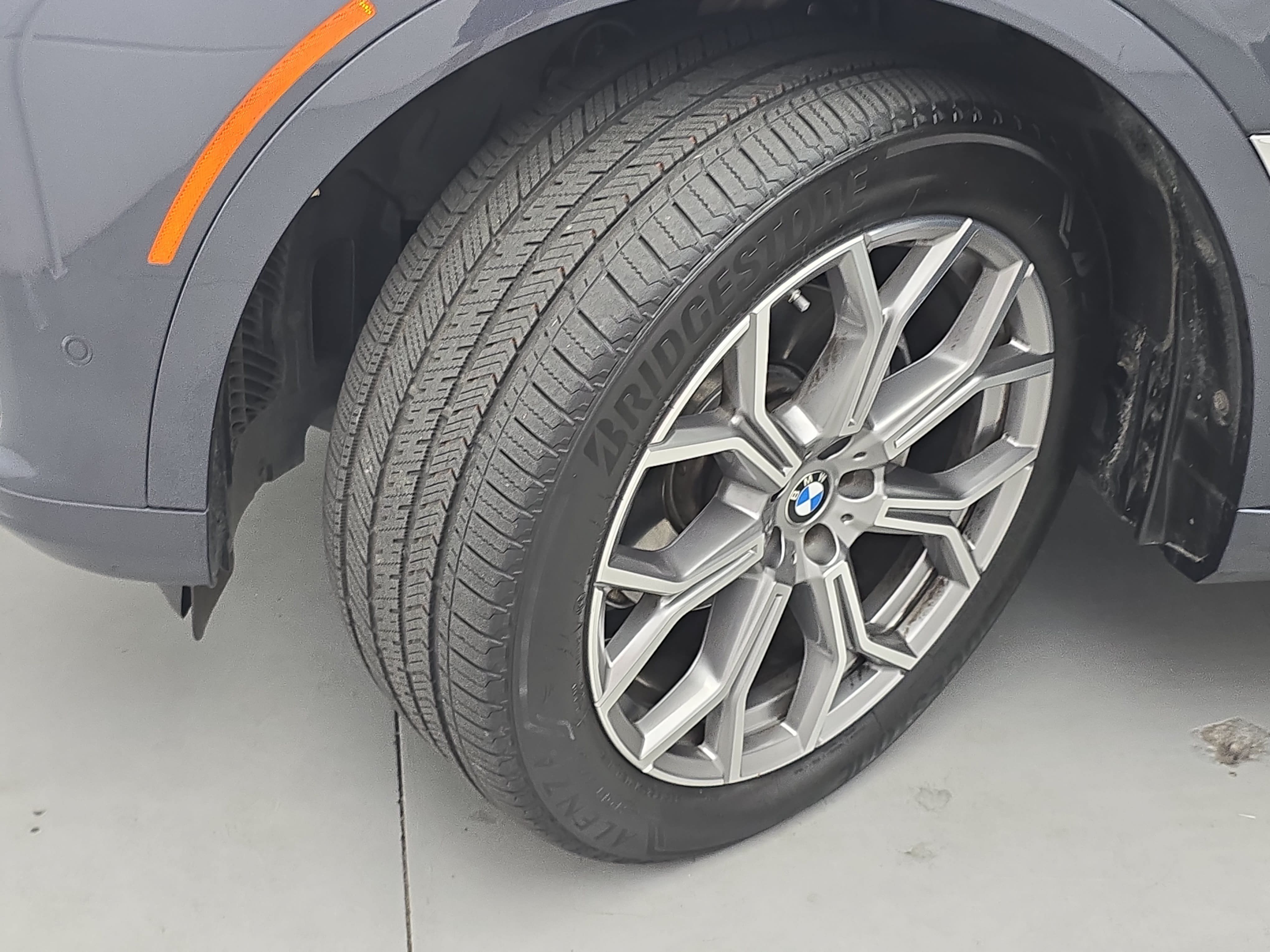 Used 2022 BMW X7 xDrive40i w/ Premium Package AWD/4WD image 37