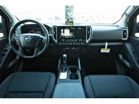 New 2026 Nissan Frontier SV w/ SV Convenience Package image 7