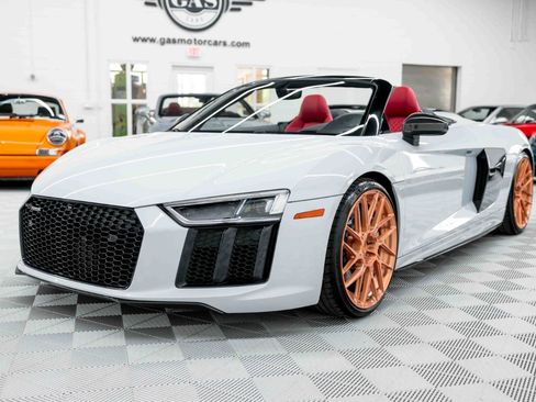 Used 2018 Audi R8 V10 plus image 3